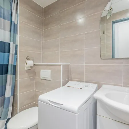 Apartamento Peau Rouge A N26 St4 *
